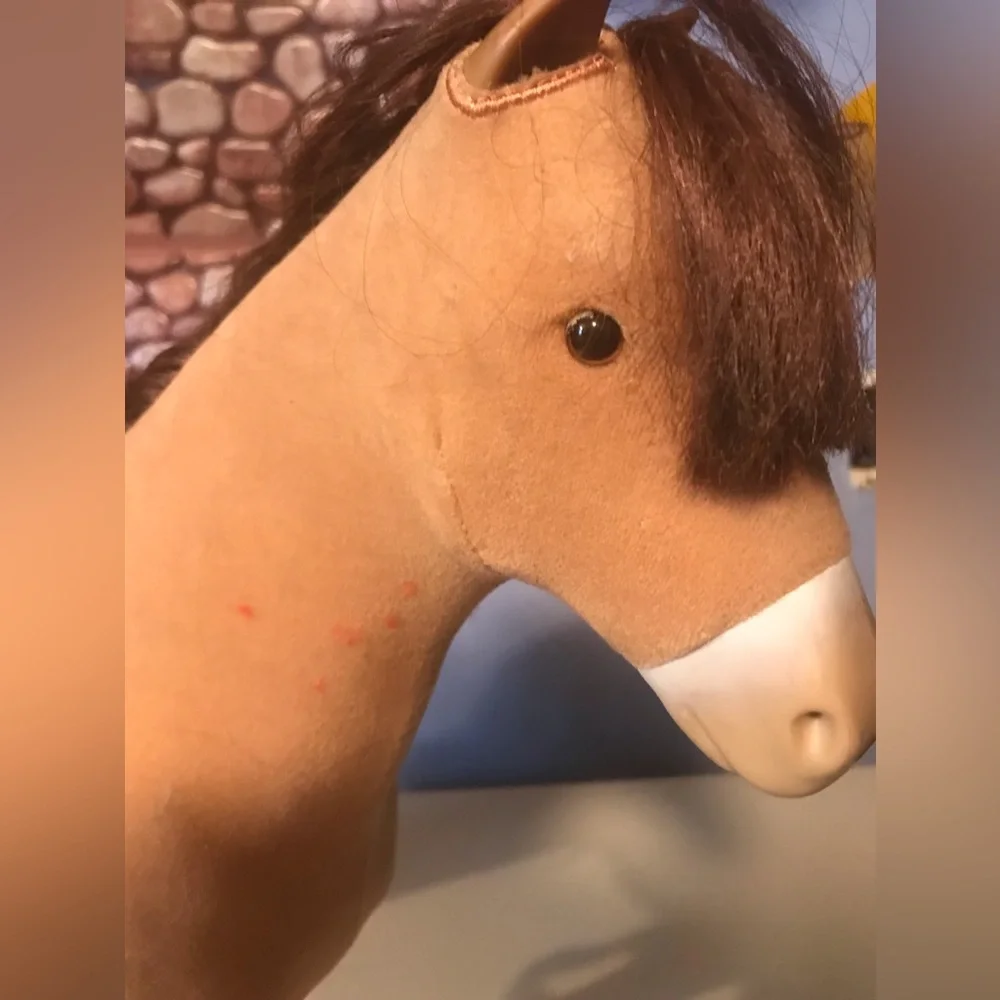 American Girl Doll Chestnut Horse W/Saddle Stirrups & Blanket